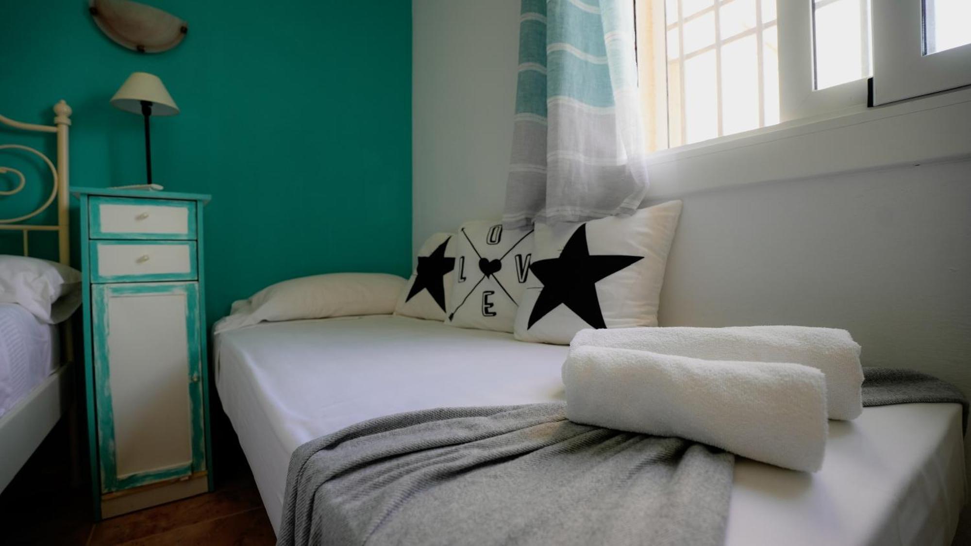 Bed and Breakfast La Casa De Mima Cubelles Camera foto