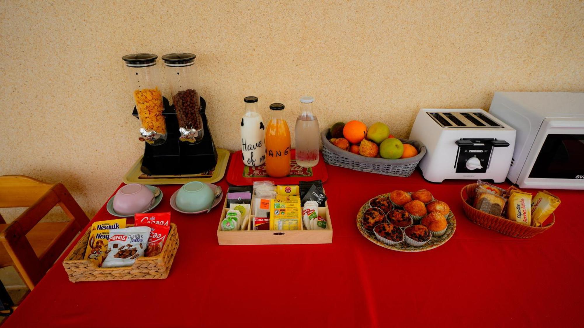 Bed and Breakfast La Casa De Mima Cubelles Esterno foto