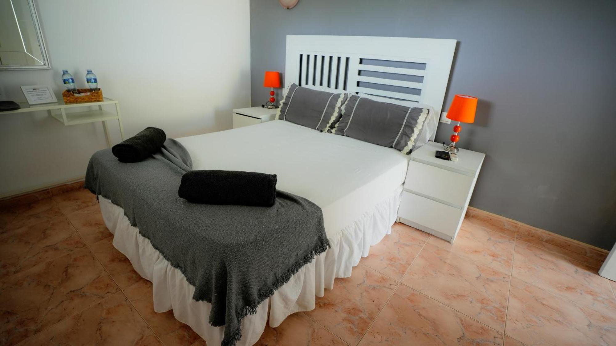 Bed and Breakfast La Casa De Mima Cubelles Camera foto